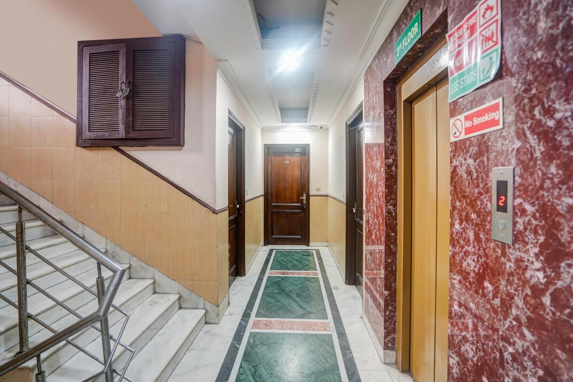 Fabhotel De Gold Nueva Delhi Exterior foto